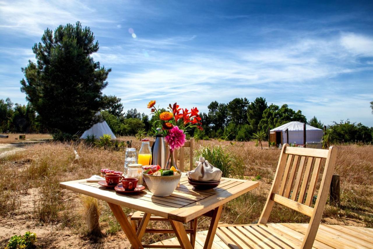 Goodmuda Tipi's Hotel Grandola Bagian luar foto