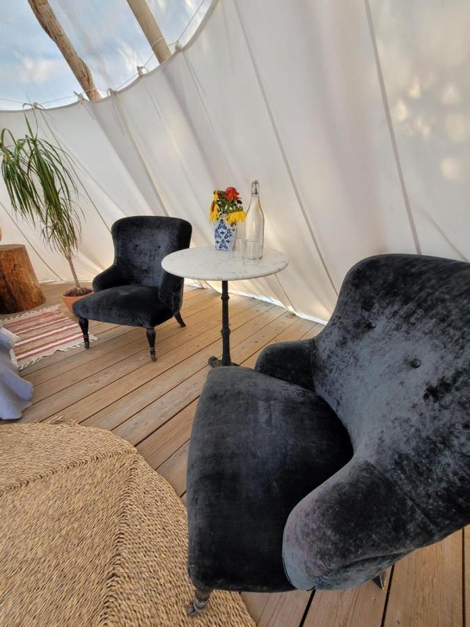 Goodmuda Tipi's Hotel Grandola Bagian luar foto